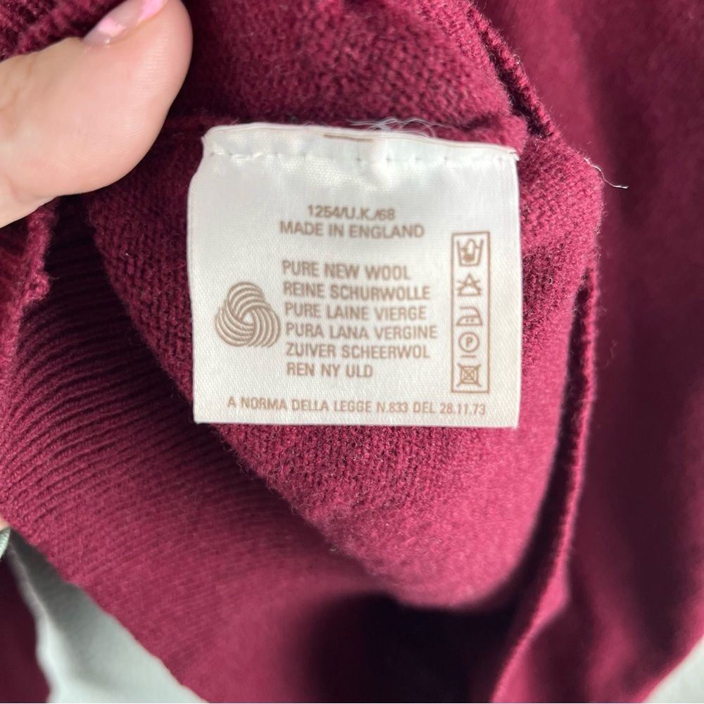 Alan Paine Size L/XL Lambswool‎ Burgundy V-Neck Vintage Sweater Made in England - Picture 5 of 13